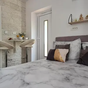 Studio Apartman Grzetic Apartman Šilo
