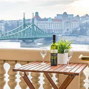 marble-budapest.inbudapesthotels.com/
